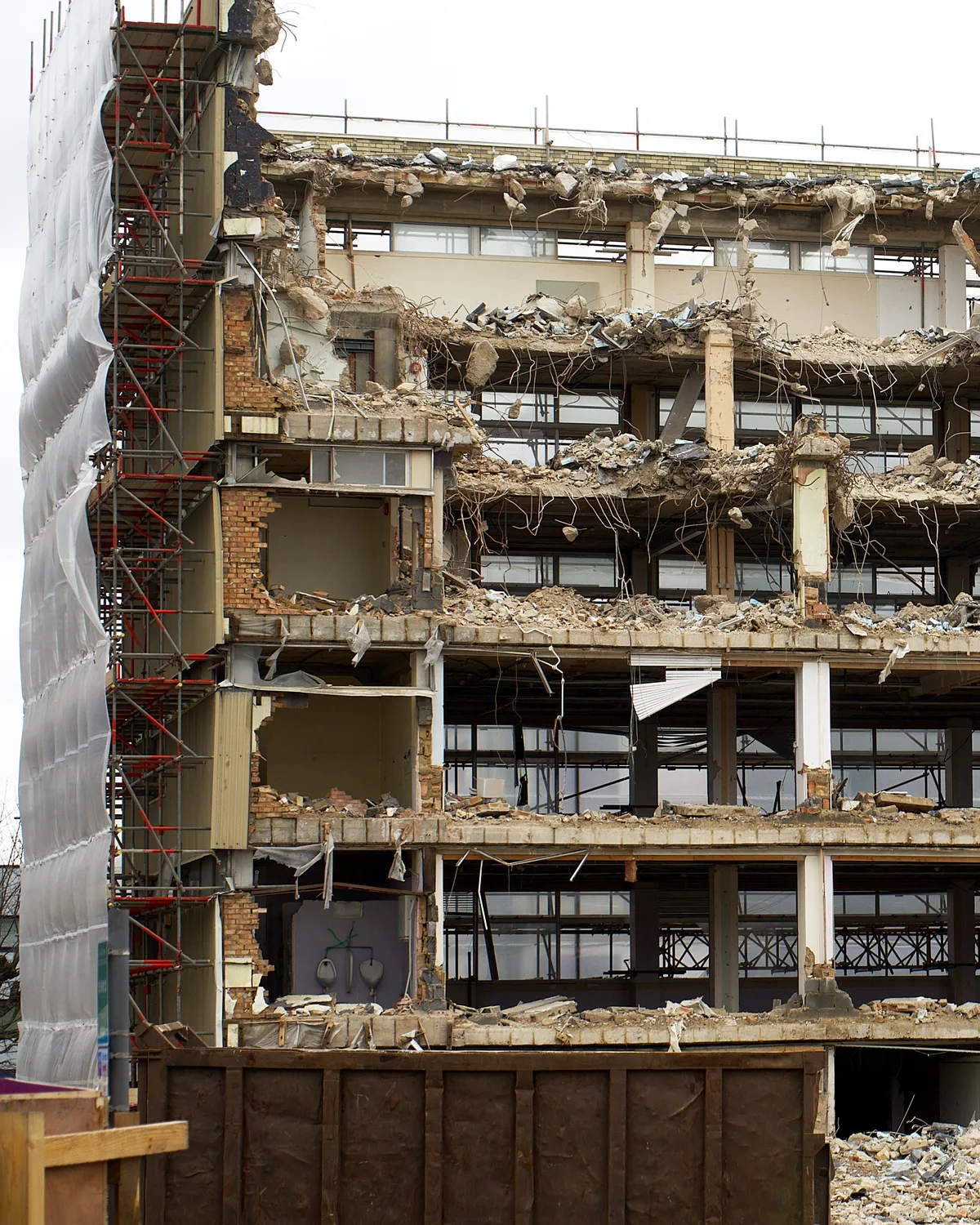 Representative stock image of a demolition site with a structure being taken down.